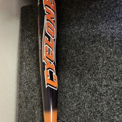 Easton Cyclone Softball Bat 