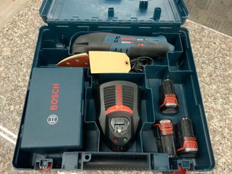 Bosch PS50 12V Max cordless oscillating multi-tool kit with 3 batteries, charger and storage case