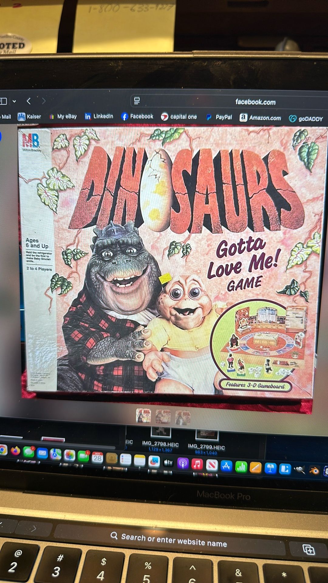 1991 Dinosaurs Gotta Love Me 3-D Board Game