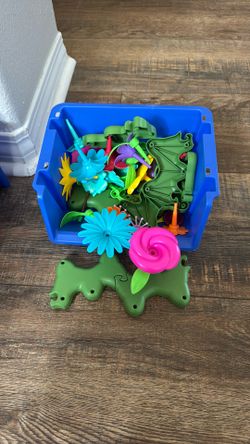 Toy Build A Flower Garden