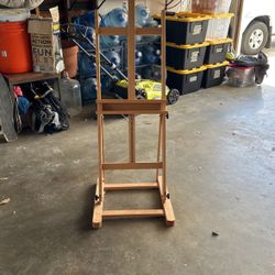 Easel 