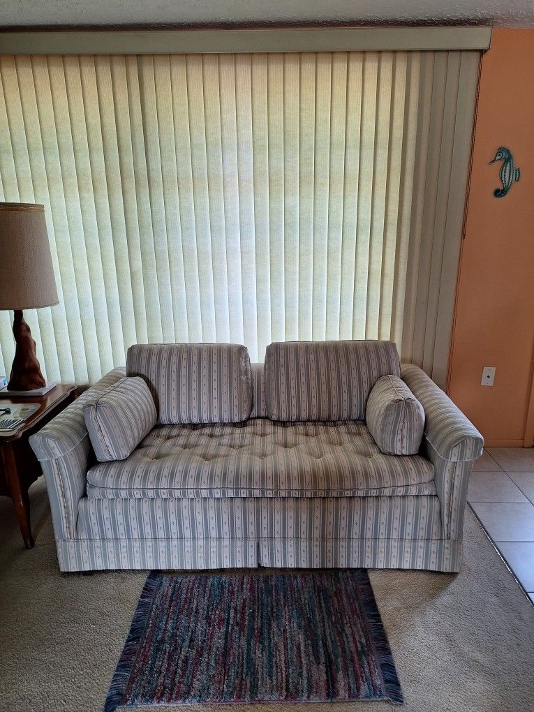 Broyhill Love Seat with Matching Sofa  ( shown elsewhere under my listings).