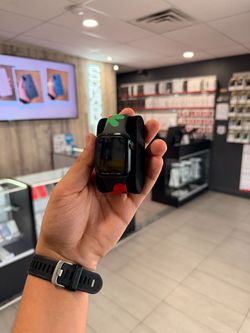 Apple Watch Series 9 45mm GPS + Cellular – UNLOCKED