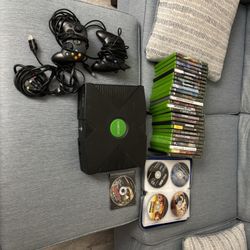 Xbox OG - Games in box + 43 games in the folder