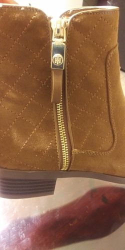 Tommy Hilfiger woman boots