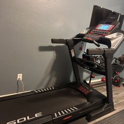 Sole F63 Treadmill
