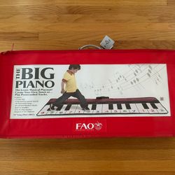 FAO Schwarz The Big Piano Playmat
