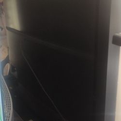 65" Cisco Monitor Comes With Soundbar  And Stand 