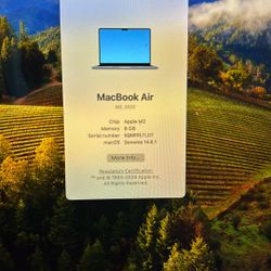 MacBook Air M2 2022