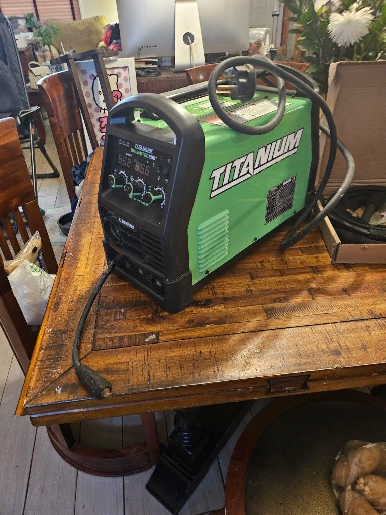 Titanium Unlimited 200 Welder (Brand New)