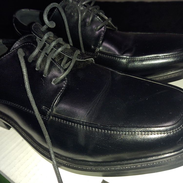 Black Dress Shoes- 81/2
