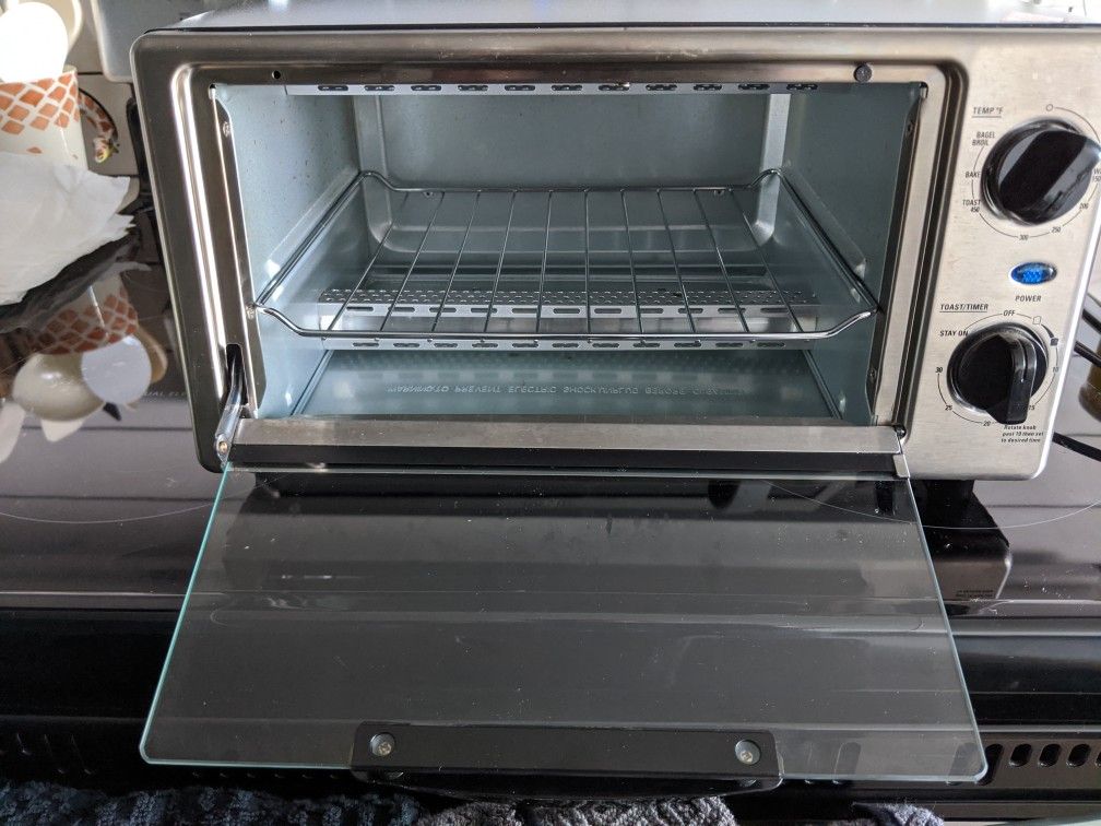 Kitchen Smith Toaster Oven for Sale in Seattle, WA OfferUp