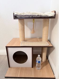 2 Level Cat Tree/Scratching Post