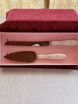 Porcelain wedding cake knives