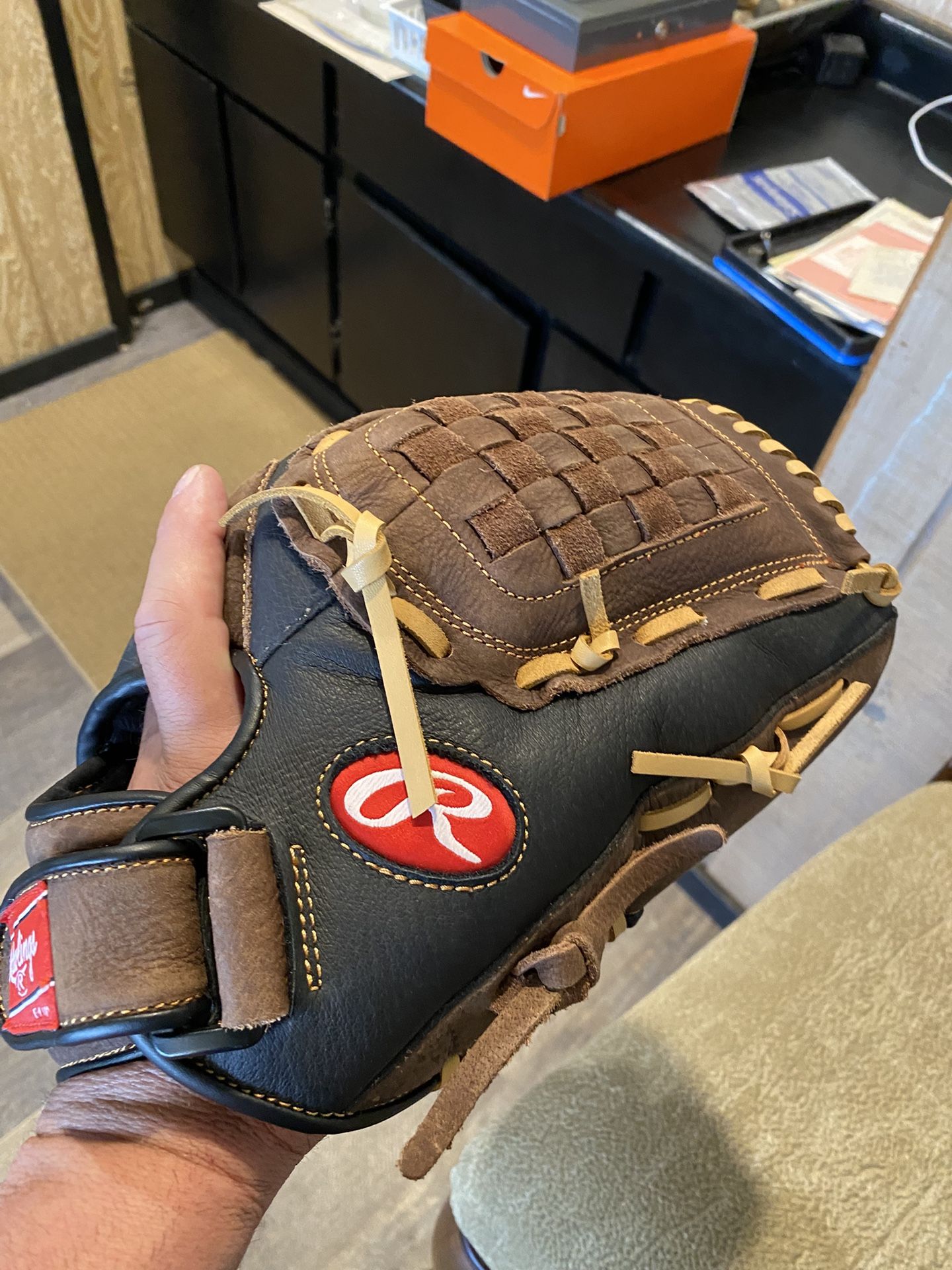Rawlings Softball Or Baseball Glove