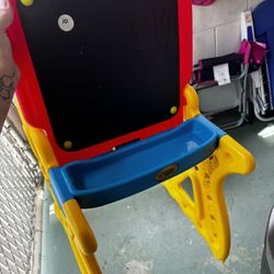 Crayola chalkboard & desk