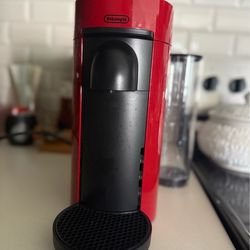 Delonghi Nespresso.