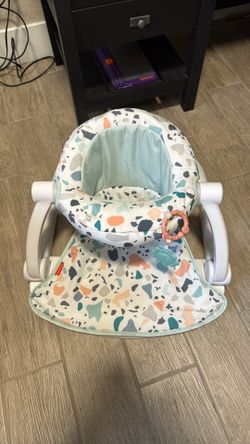 Baby sit me up chair