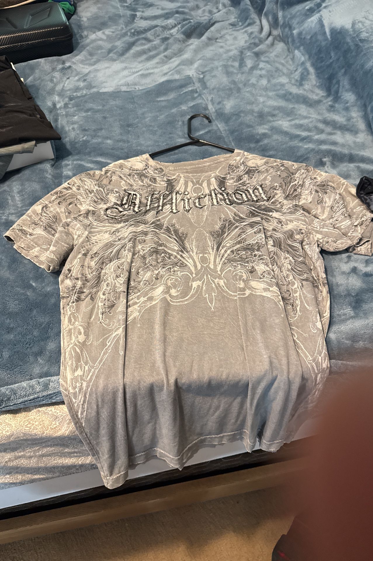 Affliction Tees. Med And Large.