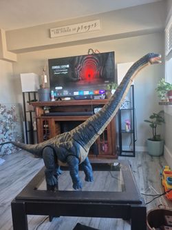 Mattel Jurassic World: Dominion Dreadnoughtus 5-Foot Long Figure