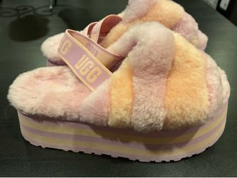 UGG Plush