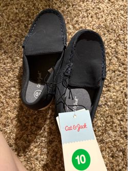 Cat & Jack size 10 little kid/toddler