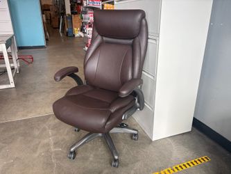 LA-Z-BOY Plush Brown Leather Office Chair