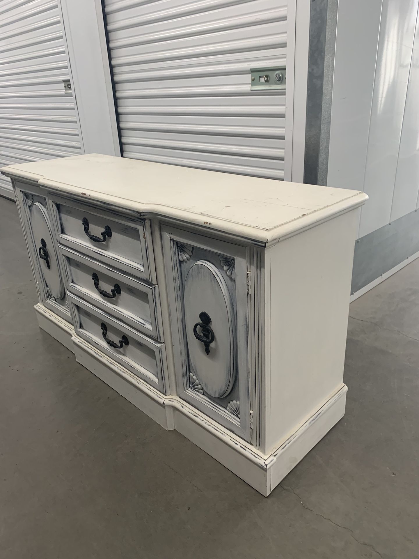 HANDMADE HAND-PAINTED DRESSER/CUPBOARD
