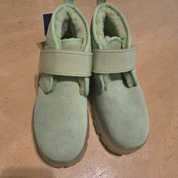 Uggs New Lime Green