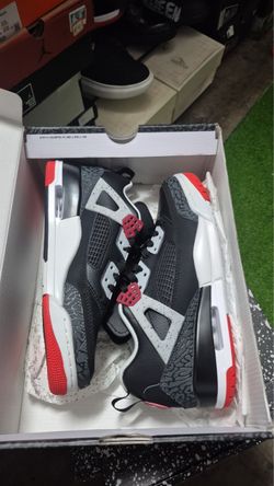 Jordan retro 4
