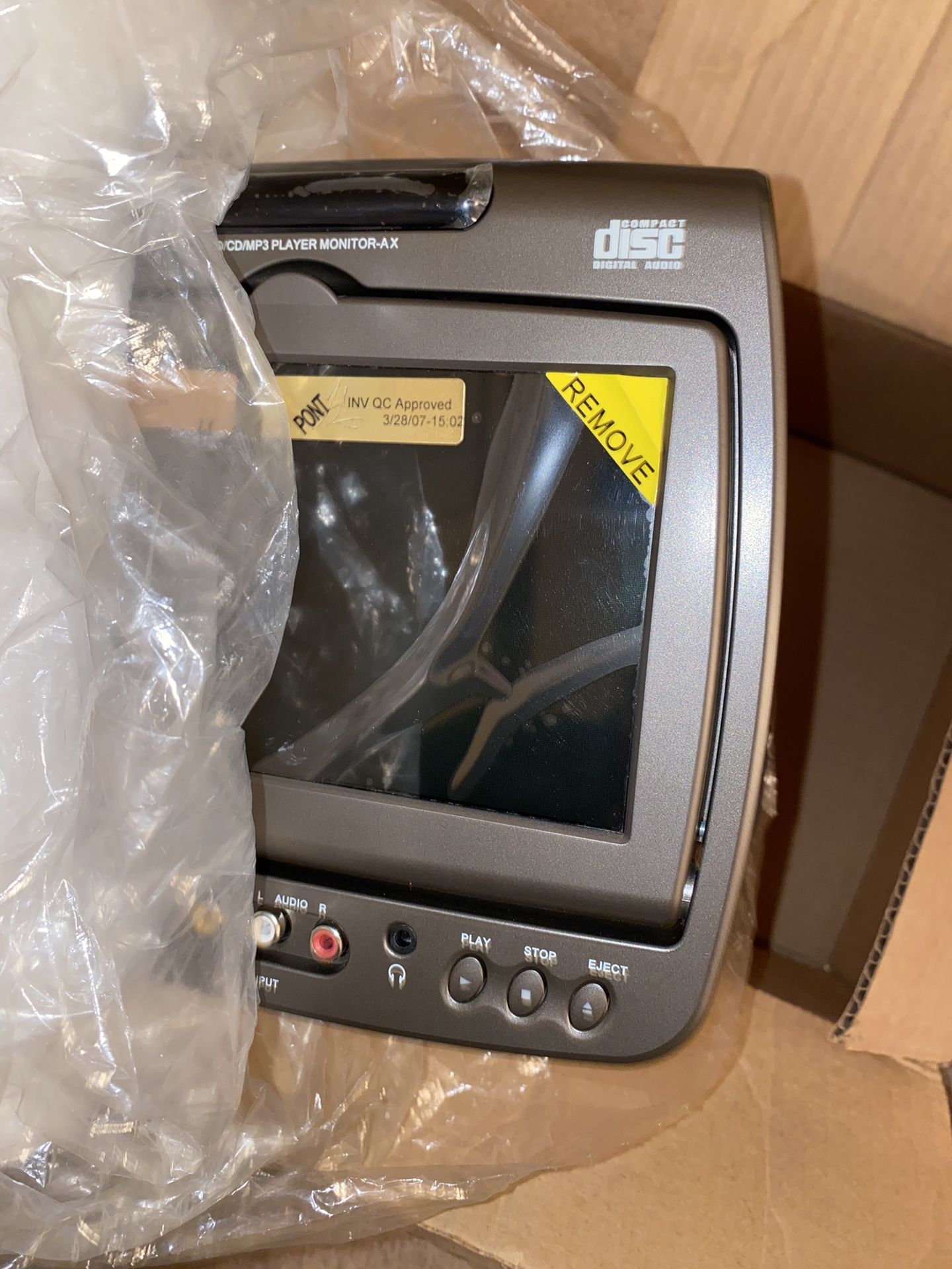 GM headrest car dvd player general motors 