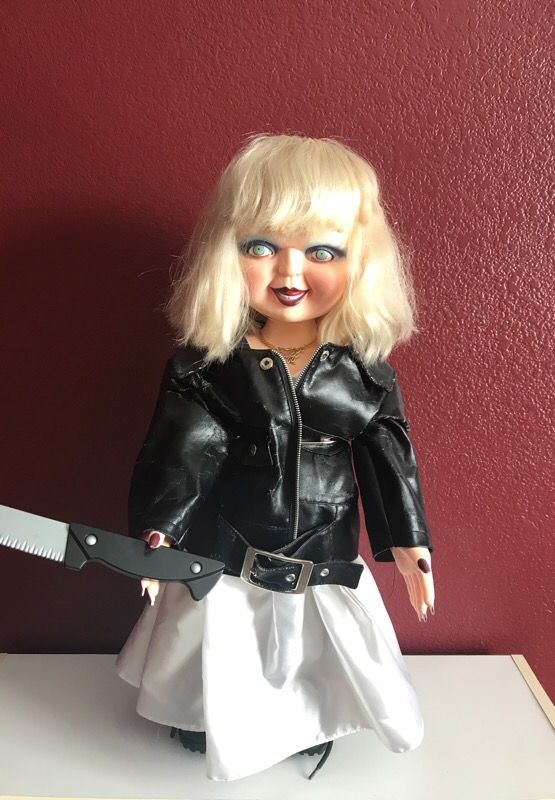 Spencer gifts bride of chucky Tiffany doll