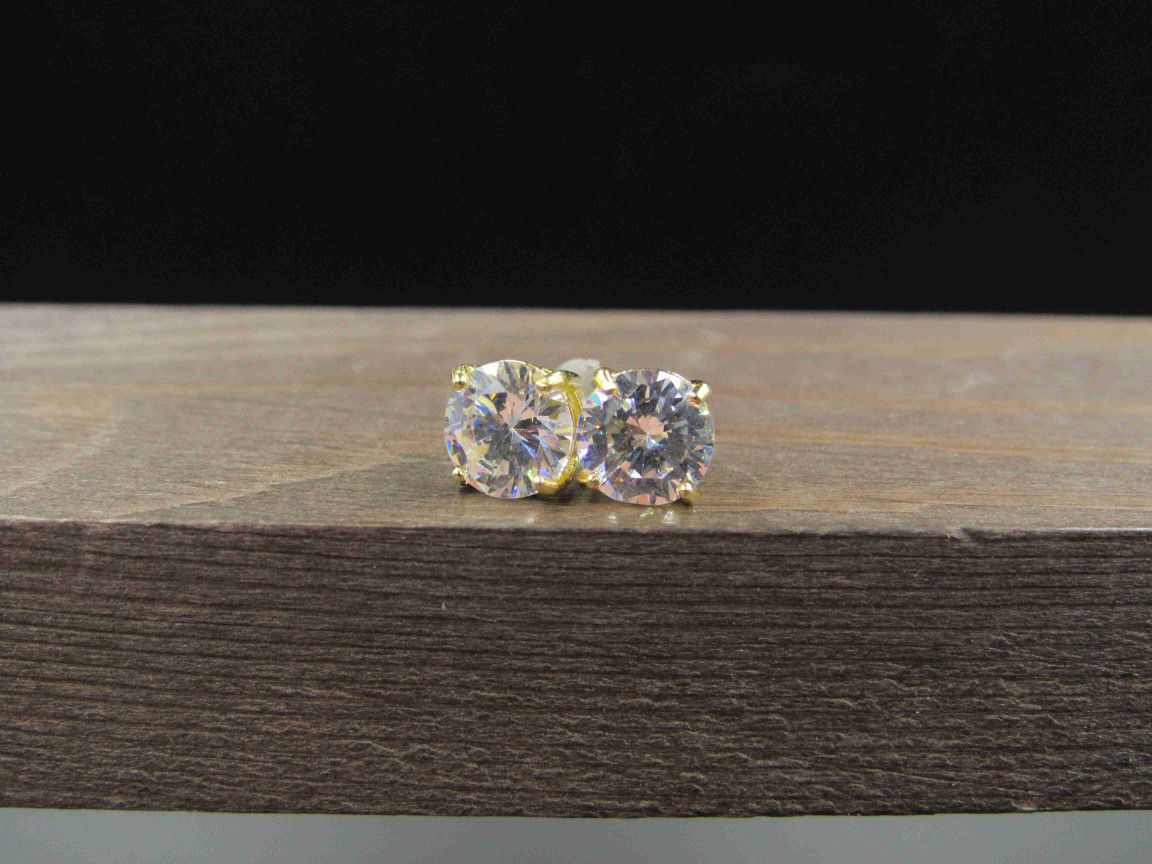 Sterling Silver Gold Plated Round Small CZ Stud Earrings Vintage Wedding Engagement Anniversary Beautiful Everyday Minimalist Cute