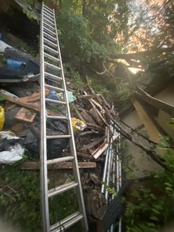 Aluminum Extension Ladder