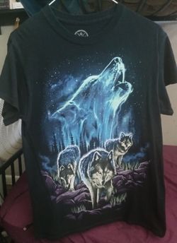 Wolf's T-shirt
