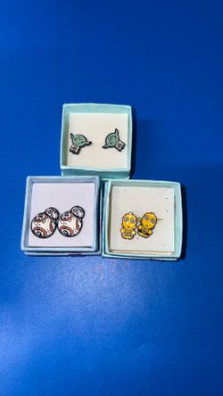Disney Star Wars Earrings NEW