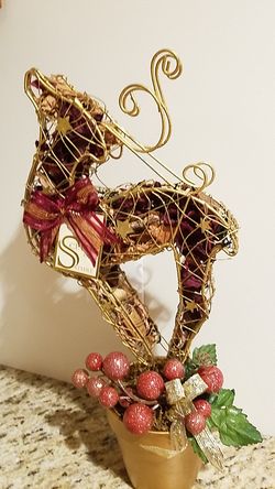 Reindeer potted potpourri