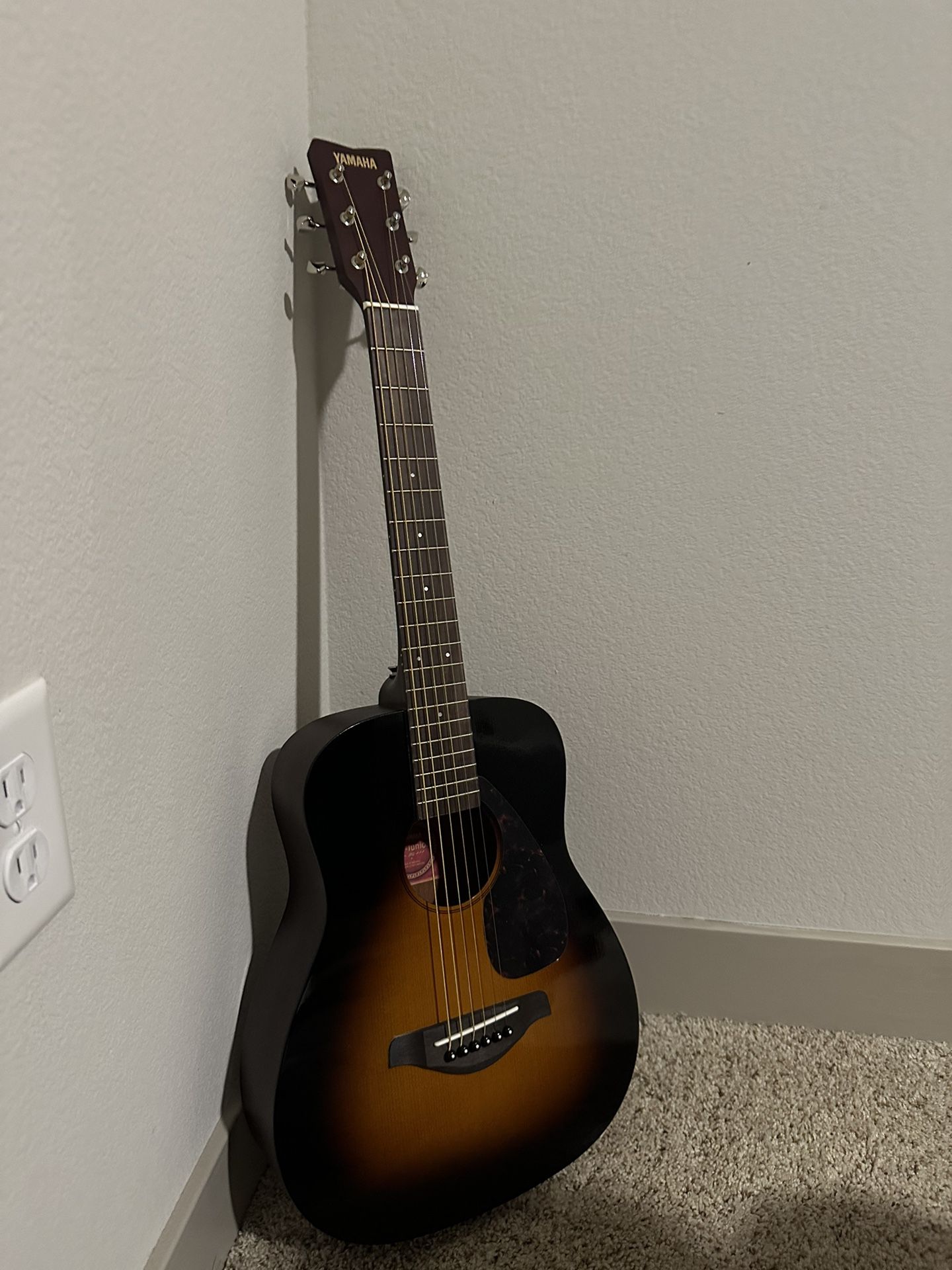 Yamaha Acoustic Guitar Junior