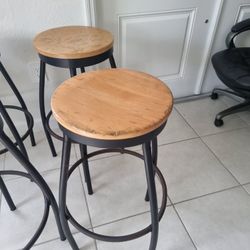 Set Of 2 Wooden Bar Stools Each One 60$