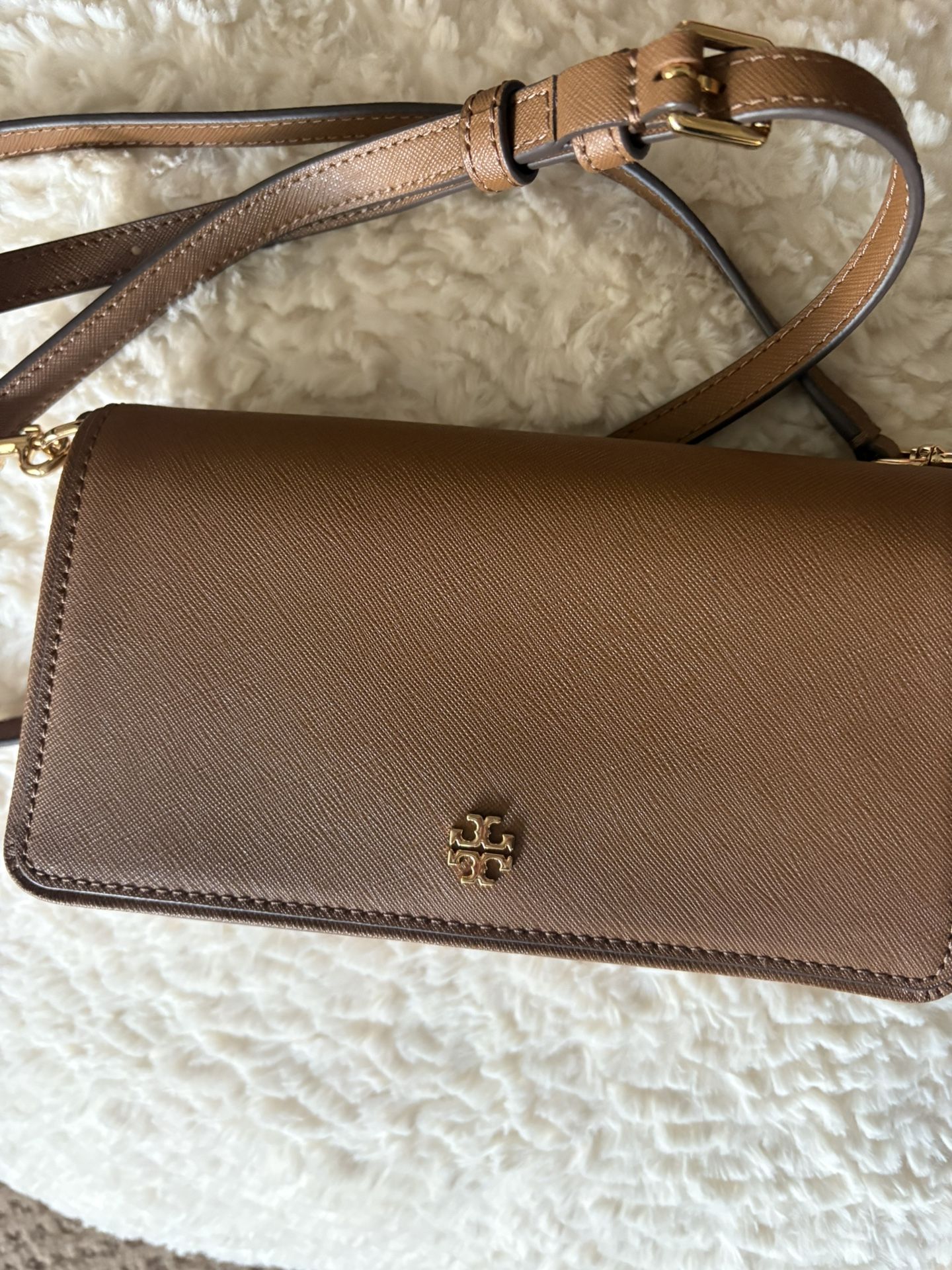 BRAND NEW Tory Burch Crossbody Bag. 