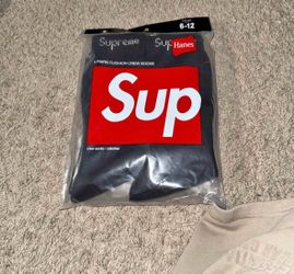 Supreme Socks
