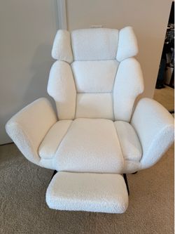 OFFER PENDING- Ergonomic Office Chair