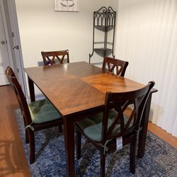 Wood Dining Table And Chairs 