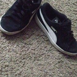 Pumas Tennis  Zise 4 boots Zise 6 Y Zise 8 Y Jewelry Bracelets Chains