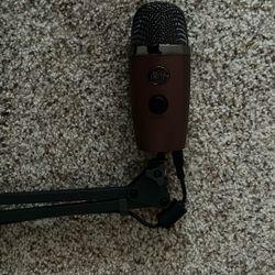 Blue Yeti Nano USB microphone with Ikea Mic Stsnd