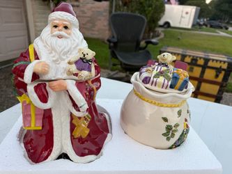Christmas cookie canisters
