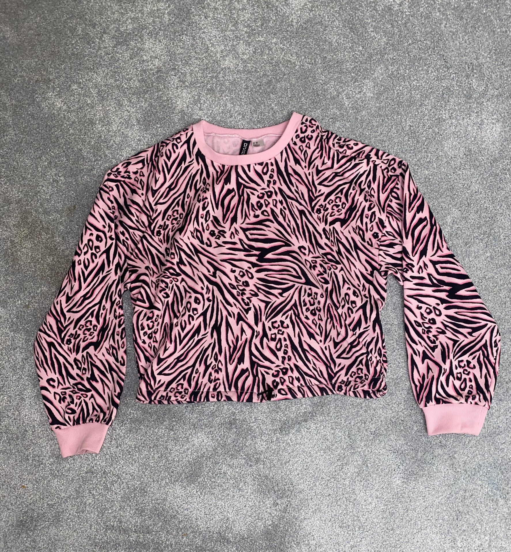 H&M Divided Pink Zeebra Print Sweater size XS