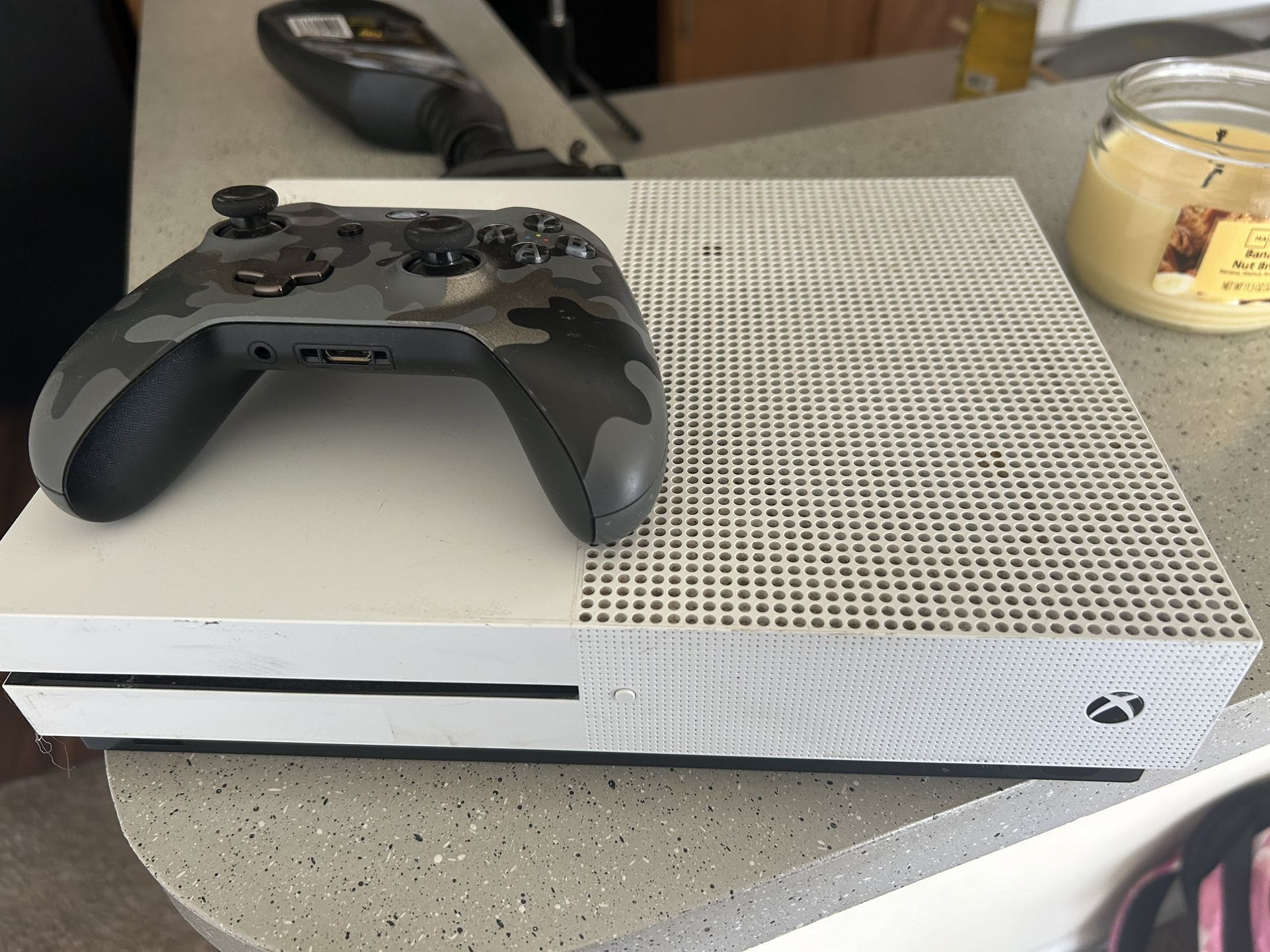 Xbox One 365GB
