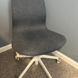 Office Chair / Conference Chair 