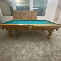 Pool Table / Dining Room Table 